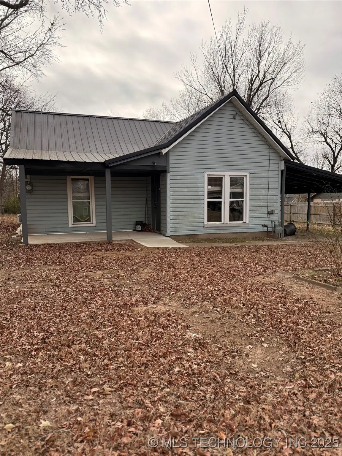 320 W Walnut Street, Coweta, OK 74429 - #1