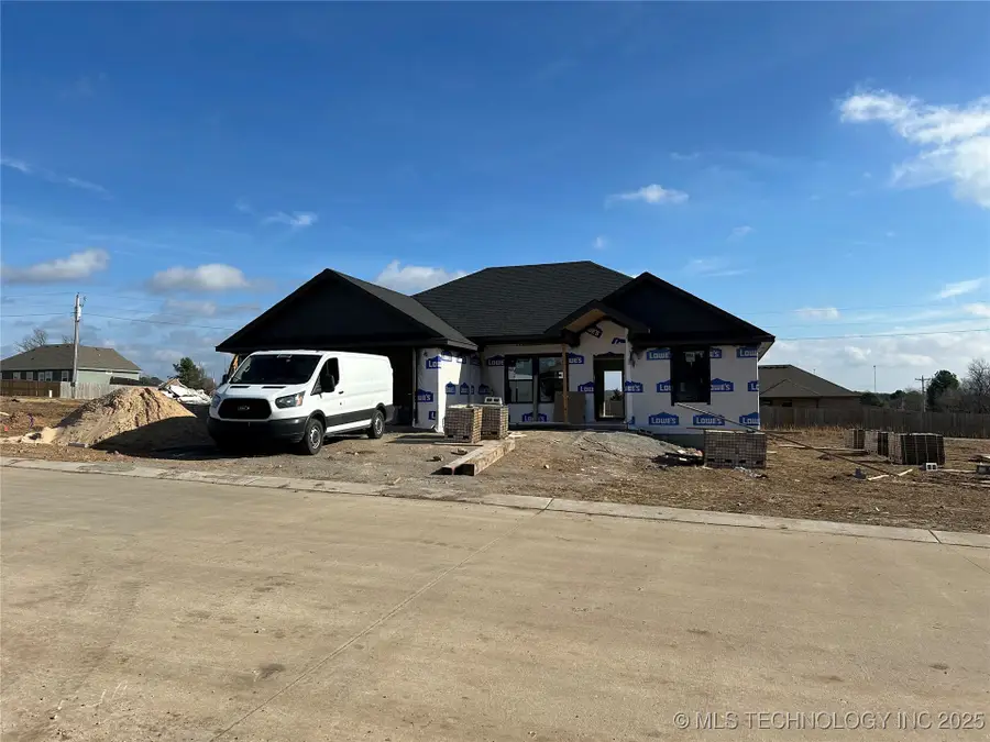 1910 N Everly Drive, Tahlequah, OK 74464 - Image #2