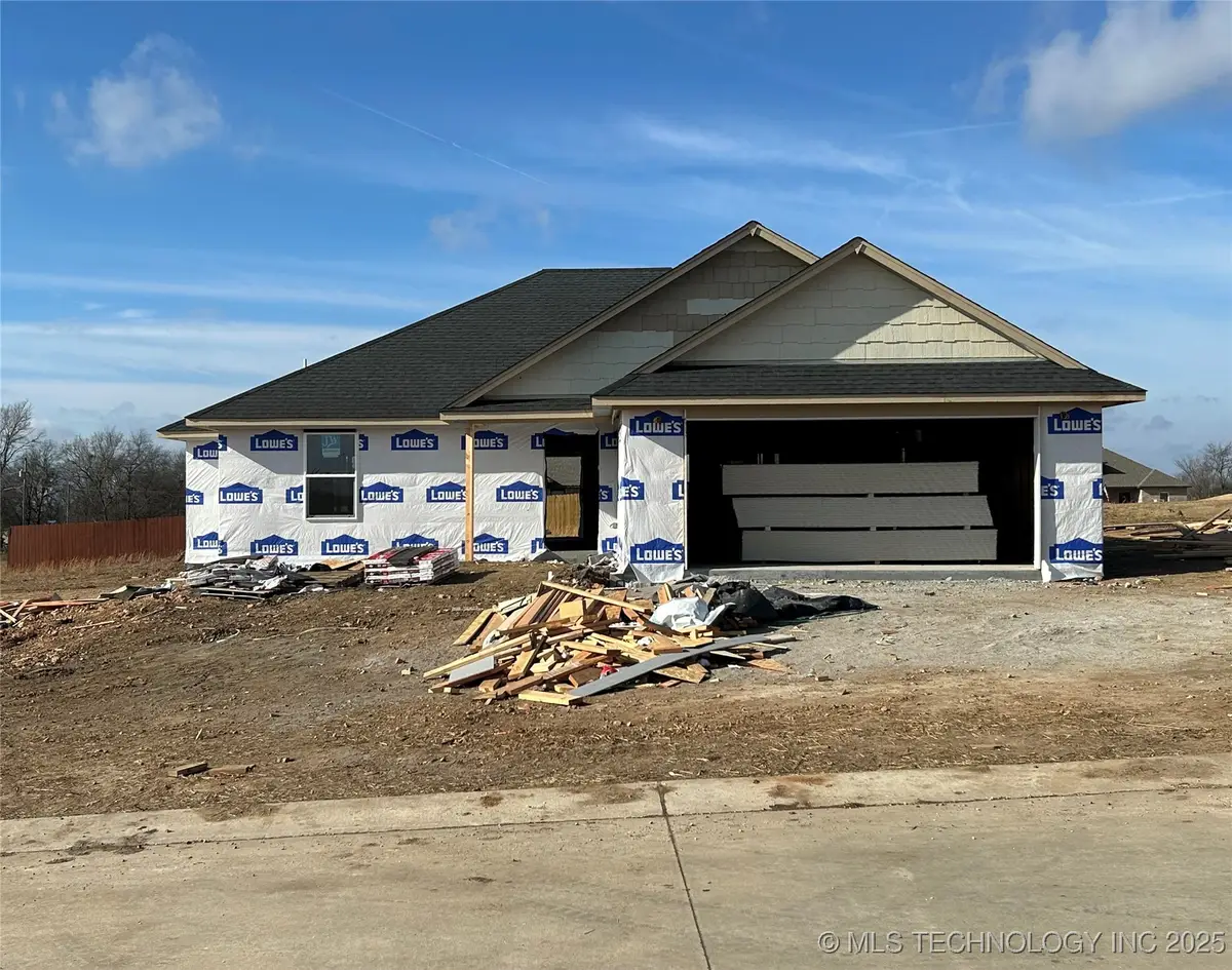 1911 N Everly Drive, Tahlequah, OK 74464 - Image #1