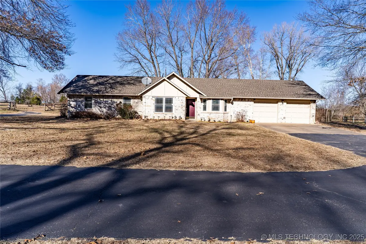 34855 W 261st Street S, Bristow, OK 74010 - Image #1