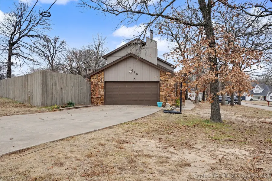 1619 E Pfendler Avenue, Sapulpa, OK 74066 - Image #3