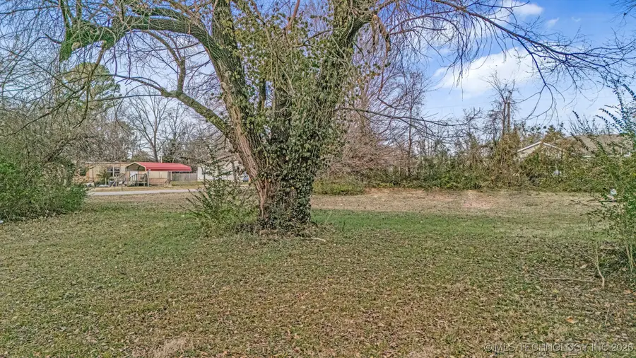 Vine Street, Chelsea, OK 74016 - Image #3