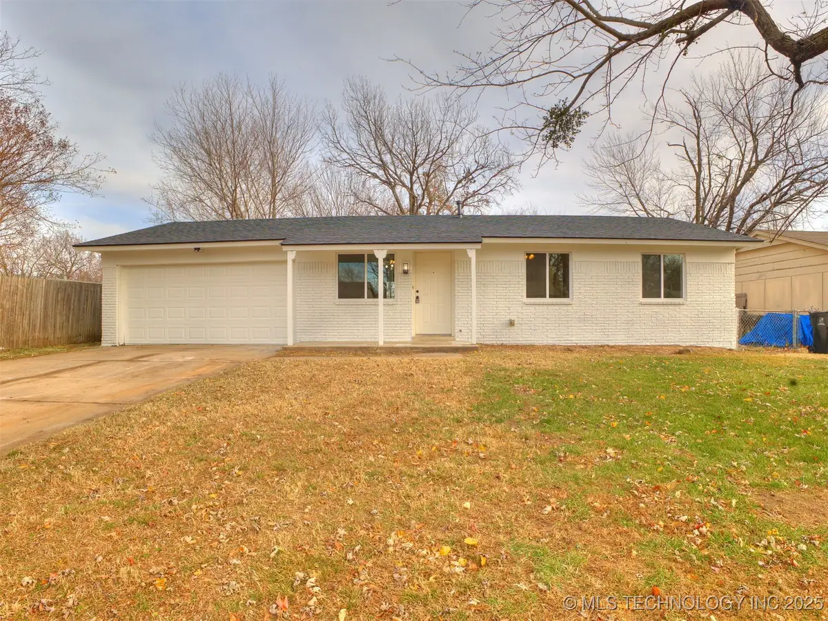 401 S Hickory Avenue, Broken Arrow, OK 74012 - Image #1