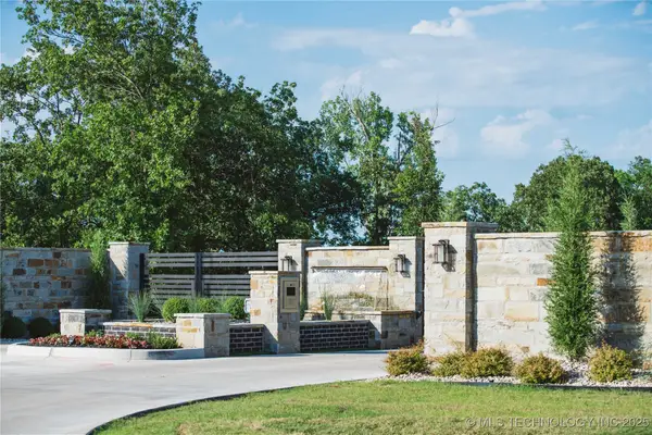 5923 Emberlyn Way, Sapulpa, OK 74066