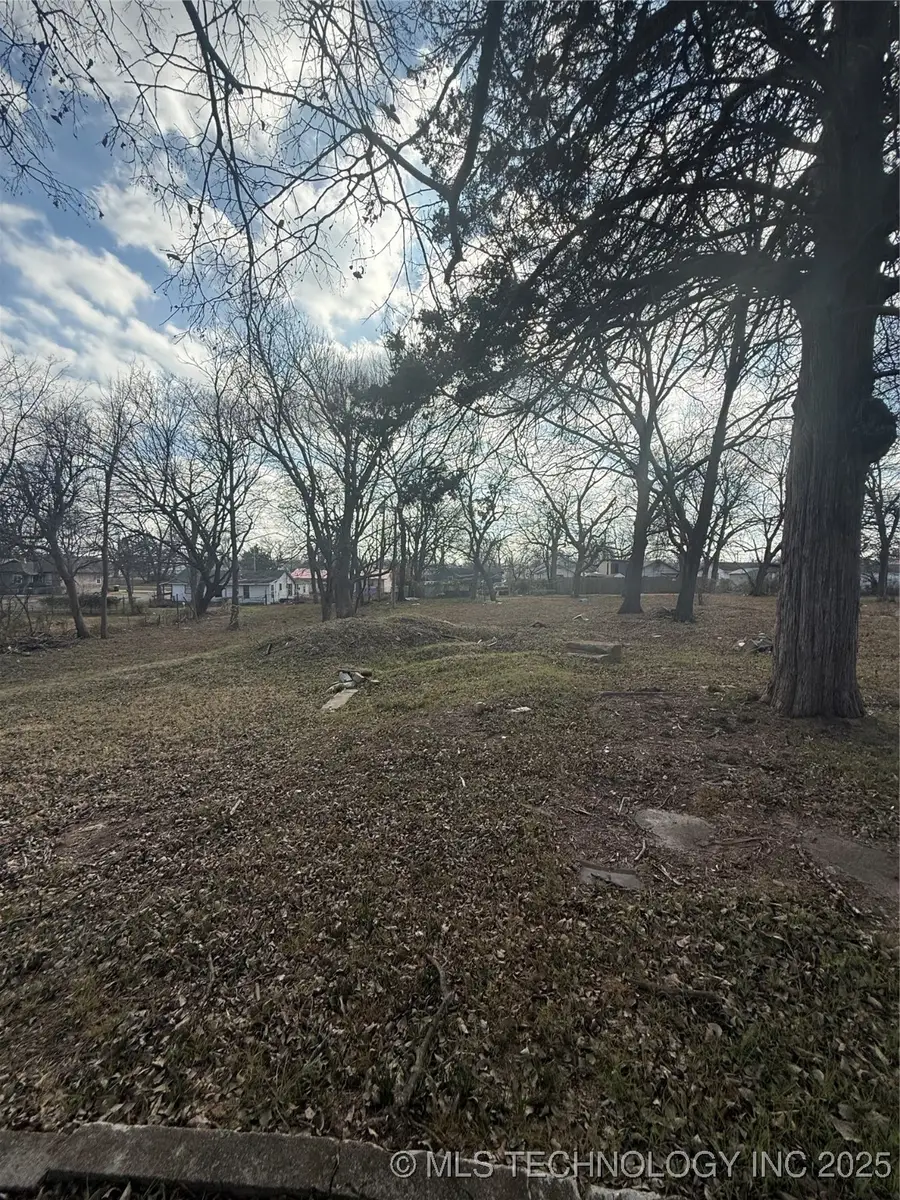 513 W 9th, Ada, OK 74820 - Image #2