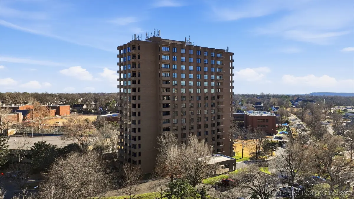 2121 S Yorktown Avenue #1101, Tulsa, OK 74114 - Image #1