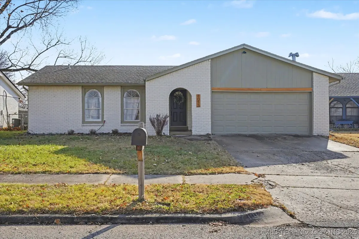 1013 W Memphis Street, Broken Arrow, OK 74012 - Image #1