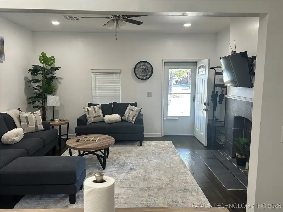 1440 N Cheyenne Avenue, Tulsa, OK 74106 - #2