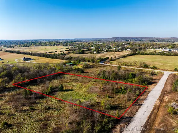 019 W 195th Street S, Mounds, OK 74047