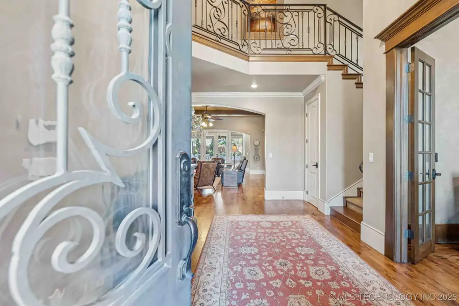 8010 S Guthrie Court, Tulsa, OK 74132 - Image #3