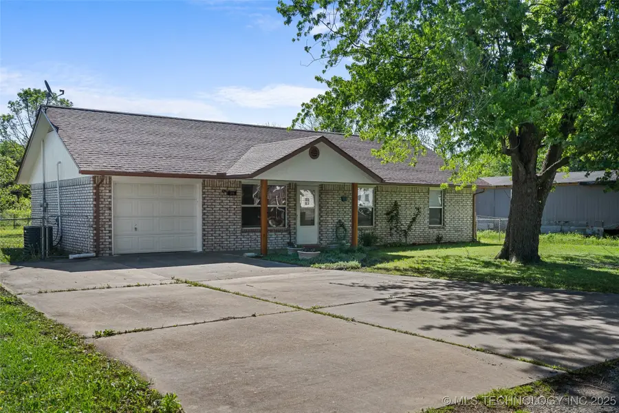 311 N 1st Street, Porum, OK 74455 - Image #2