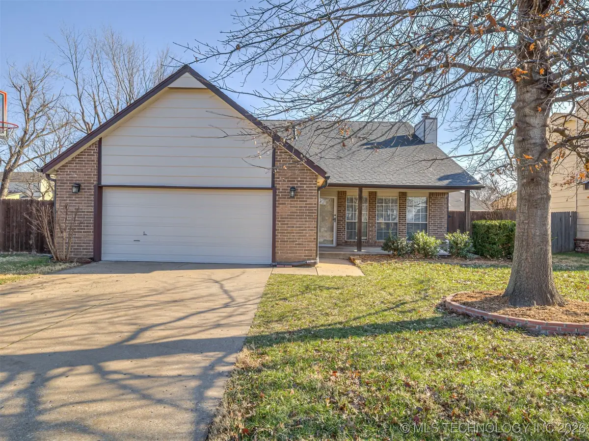 8307 N 126th East Avenue, Owasso, OK 74055 - Image #1