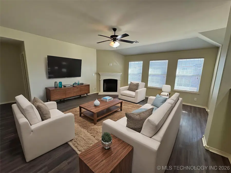 12693 S 85th East Place E, Bixby, OK 74008 - Image #2