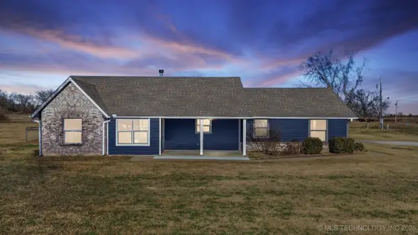 8905 E Hampton Road, Claremore, OK 74019