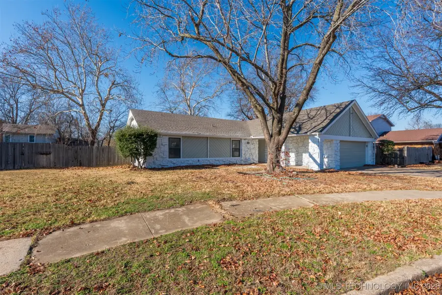 3106 S Beech Court, Broken Arrow, OK 74012 - Image #2