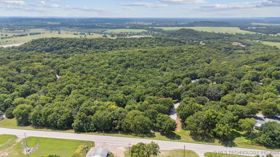 9885 E Mesa Drive, Claremore, OK 74017 - Image #3