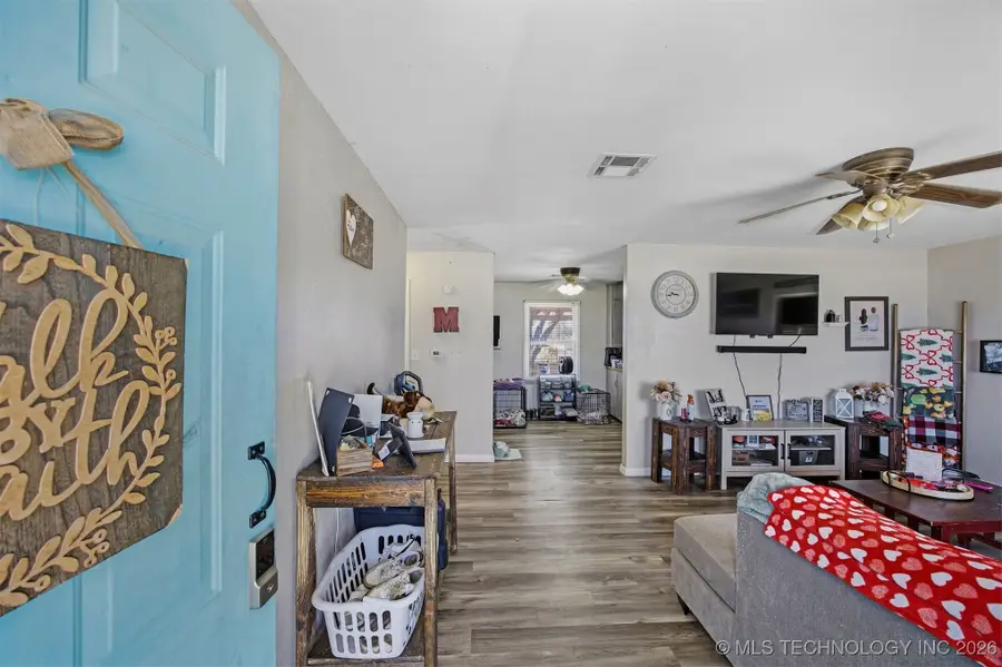 1405 S D Street, Blackwell, OK 74631 - Image #3