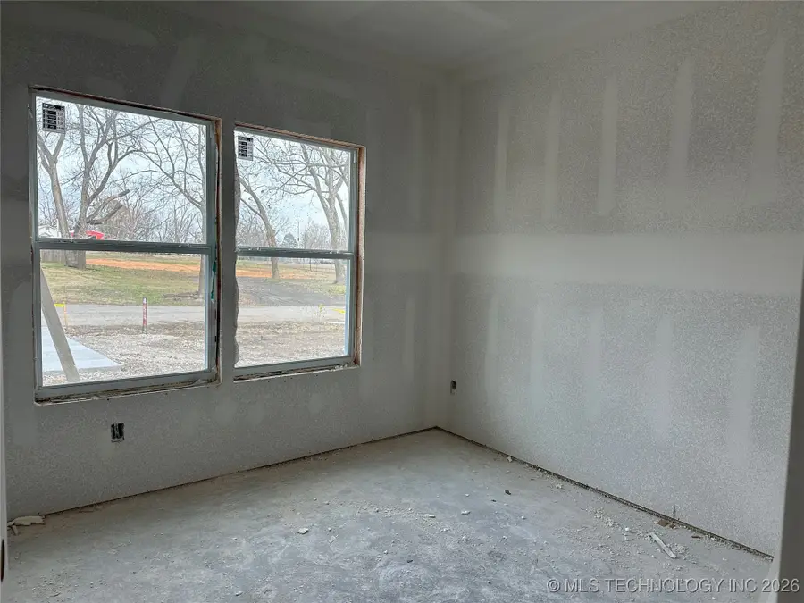 608 S 3rd Street, Morris, OK 74445 - Image #3