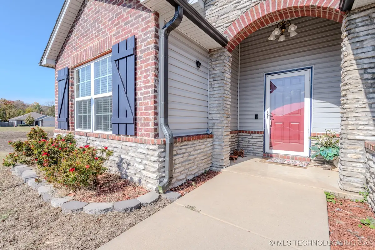 5811 E 146th Place S, Bixby, OK 74008 - #1