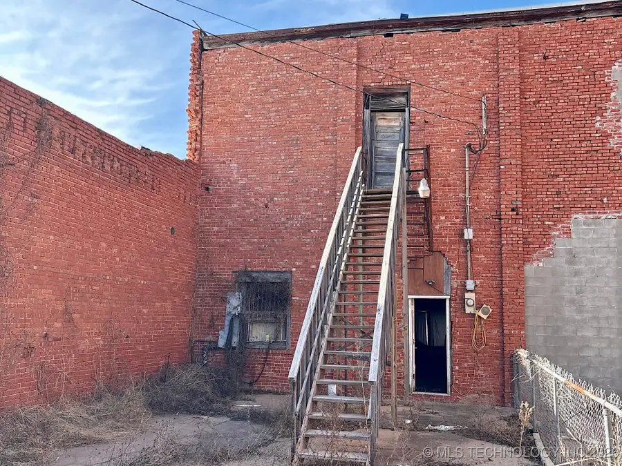 120 N Main Street, Yale, OK 74085 - Image #3