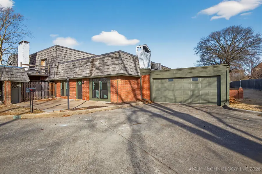 1 SE Shadowlake Drive #1, Bartlesville, OK 74006 - Image #2