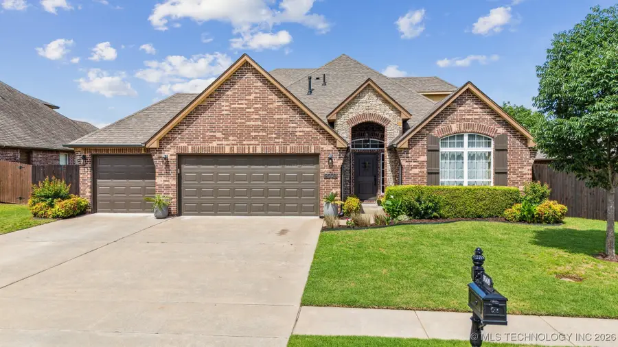 9508 N 96th East Place, Owasso, OK 74055 - Image #2