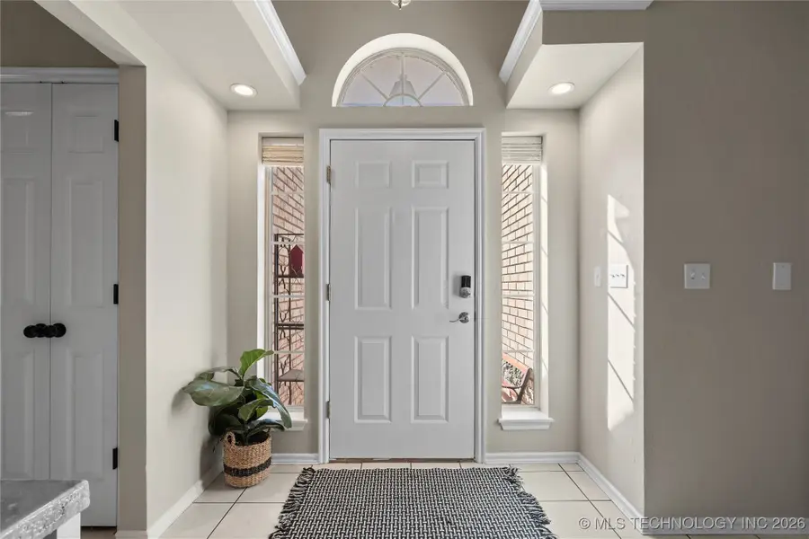 1609 Red Oak Drive, Ardmore, OK 73401 - Image #2