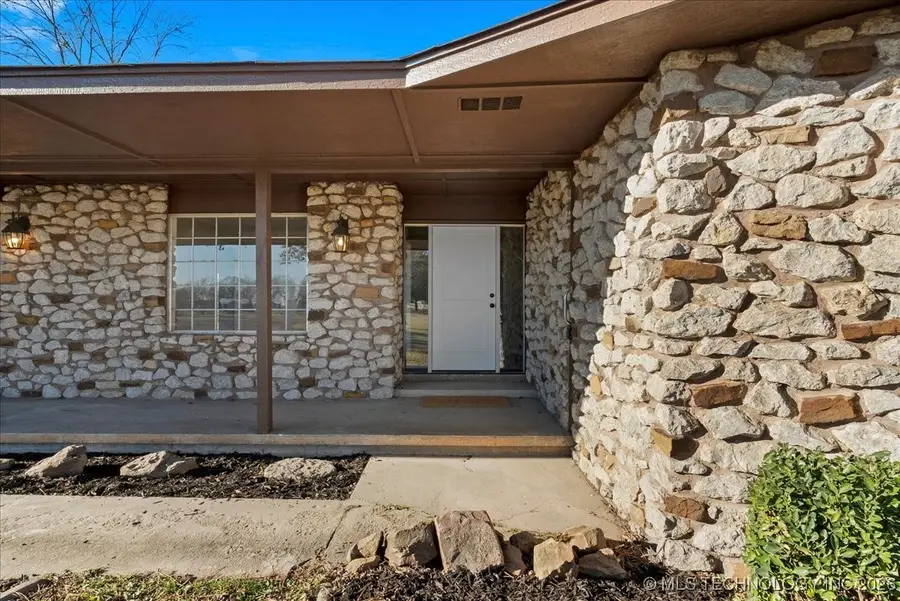 6450 N 134th East Avenue, Owasso, OK 74055 - Image #2