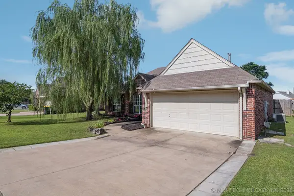 11920 S Holley Street, Jenks, OK 74037