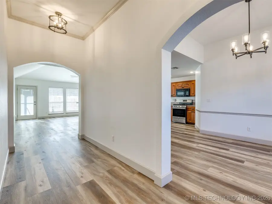 520 S 50th Place, Broken Arrow, OK 74014 - Image #3