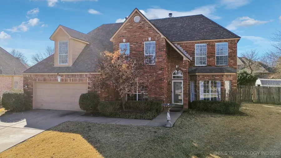 1012 S Willow Avenue, Broken Arrow, OK 74012 - Image #2