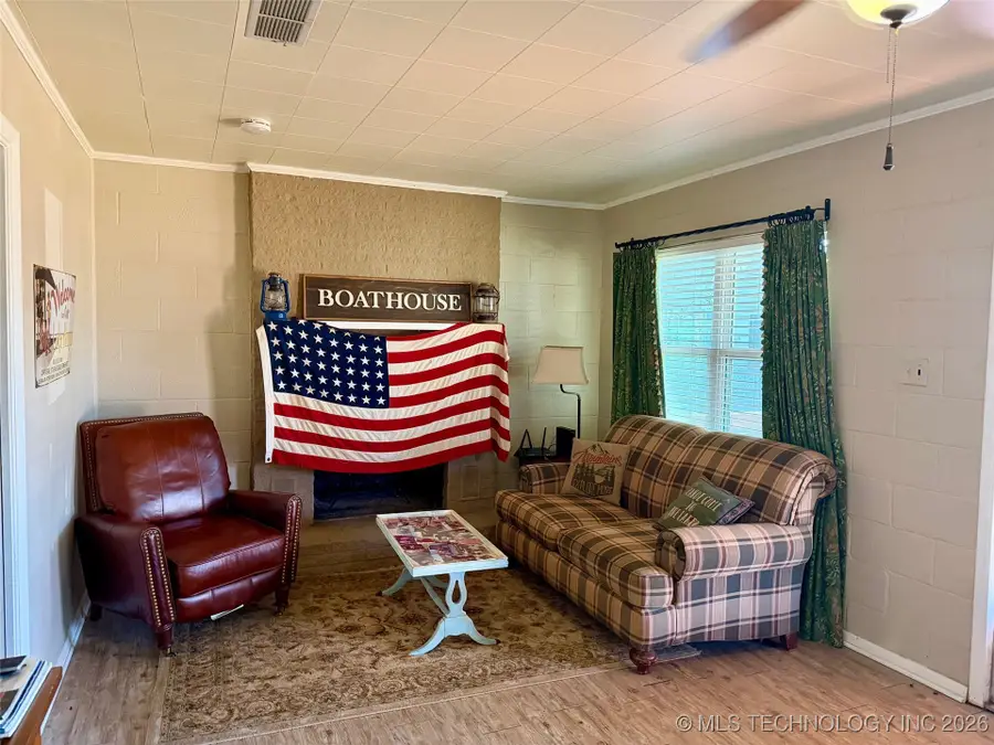 8908 Pear Street, Kingston, OK 73439 - Image #3