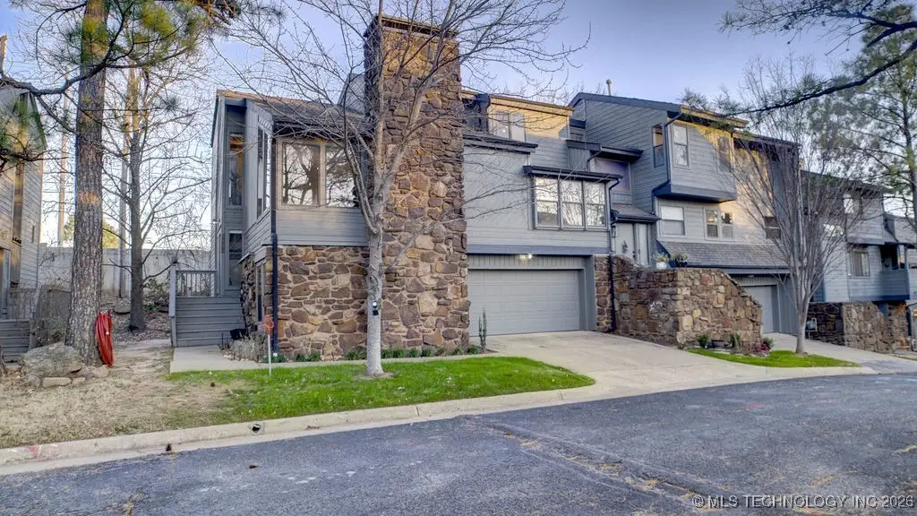 7443 S Winston Place #304, Tulsa, OK 74136 - Image #1