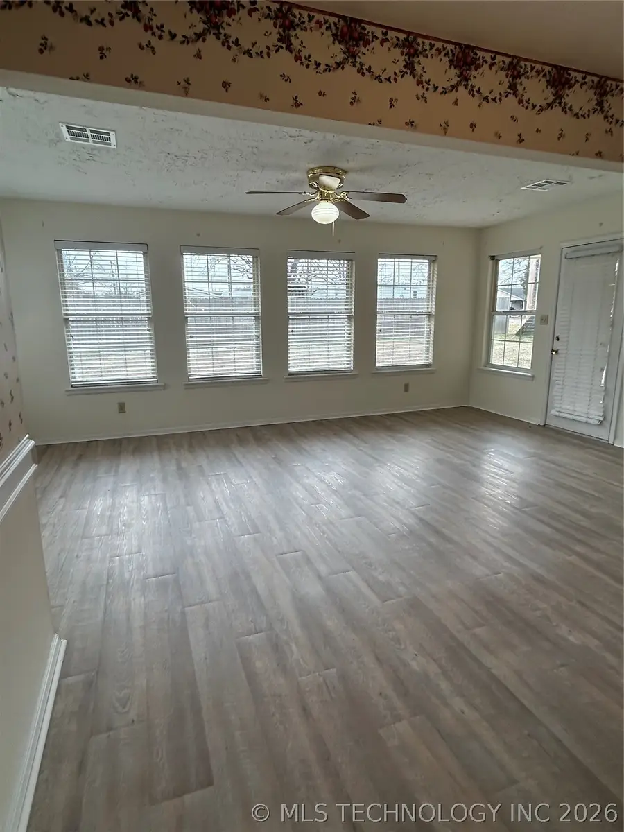 1541 W Harris Road, Muskogee, OK 74401 - #2