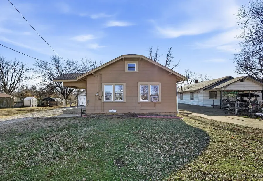 119 Enlow Avenue, Blackwell, OK 74631 - Image #2