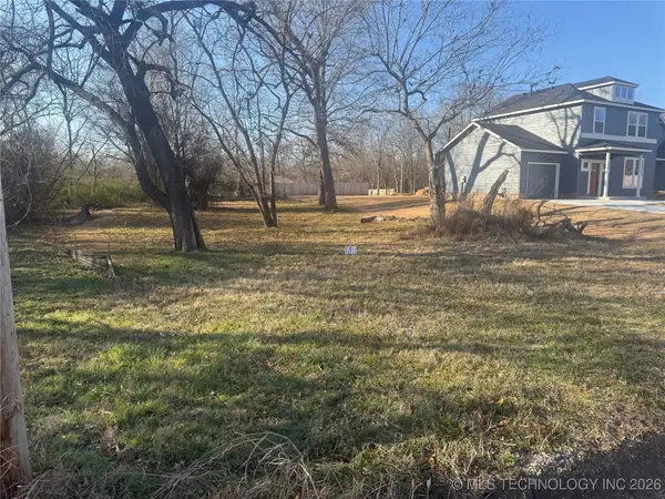616 S Division Street, Coweta, OK 74429