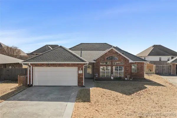 1524 Persimmon Lane, Ardmore, OK 73401