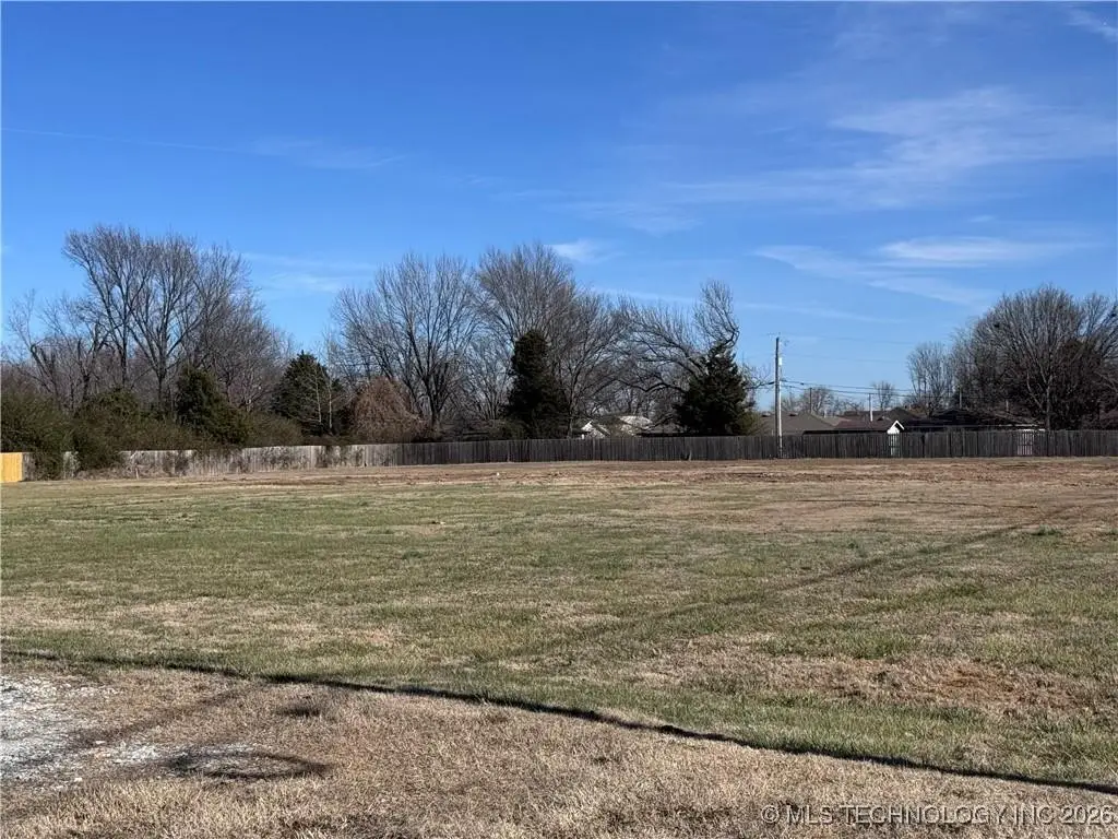 E Kenwood, Siloam Springs, Ar 72761 - Image #1