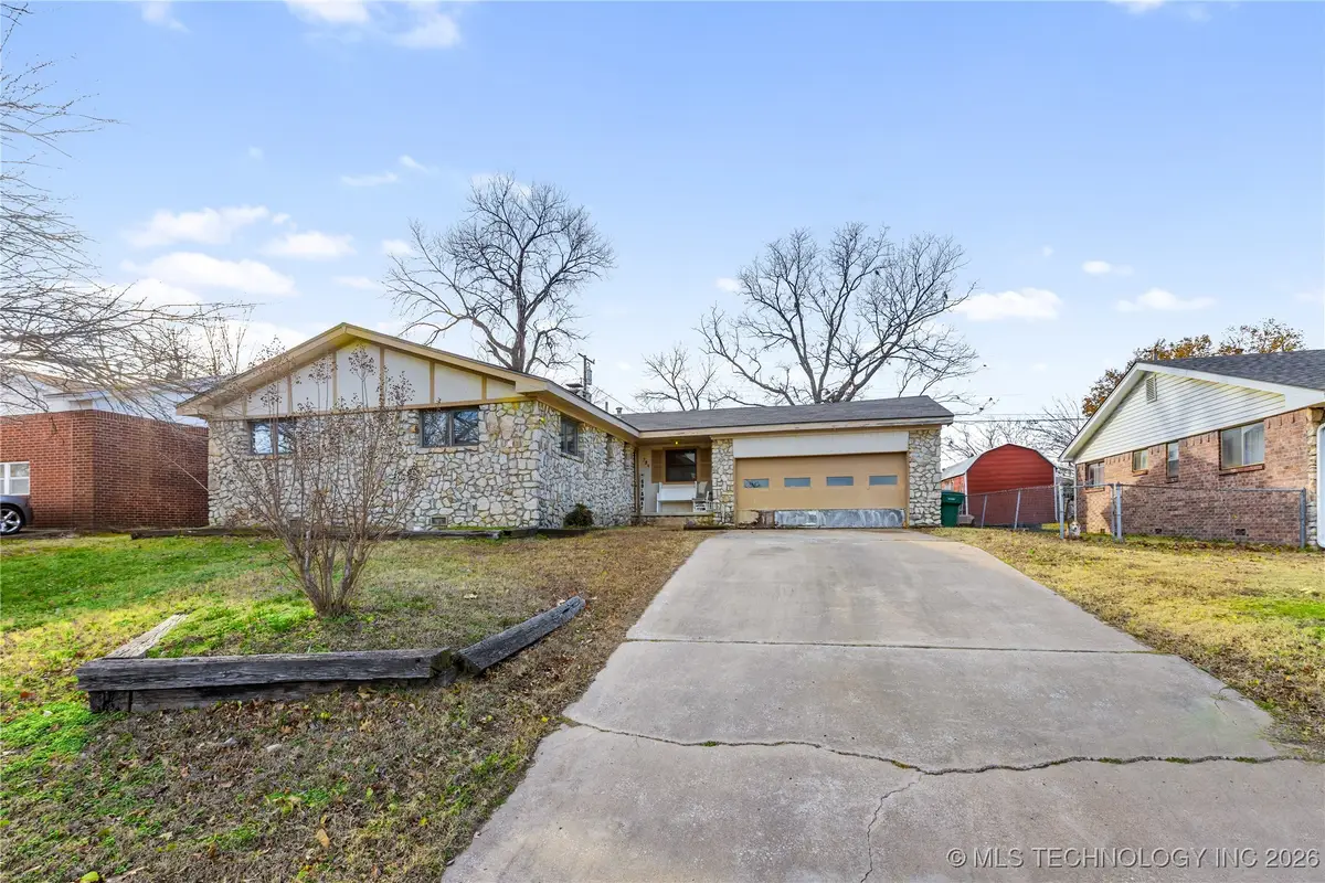 784 N Moccasin Place, Sapulpa, OK 74066 - Image #1