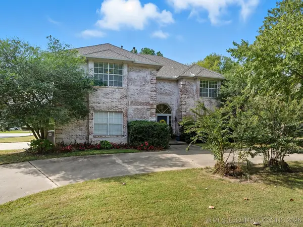 8710 S Delaware Place, Tulsa, OK 74137