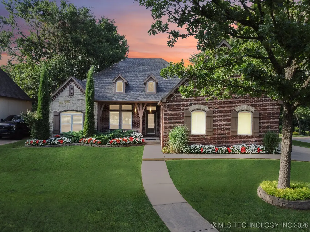 701 E 119th Street, Jenks, OK 74037 - #1