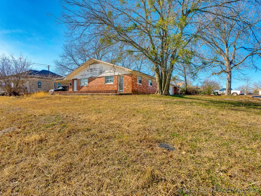 129 E 16th Street, Ada, OK 74820 - Image #2