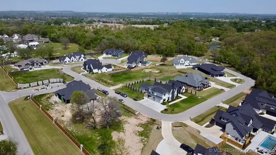 11515 S 32nd West Avenue, Jenks, OK 74037 - Image #2