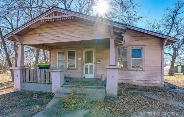 517 W 9th Street, Ada, OK 74820