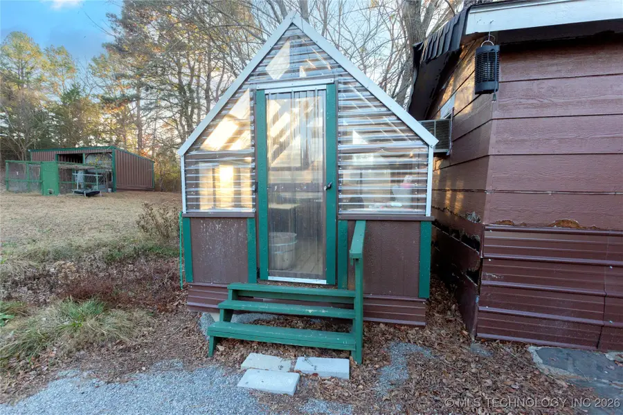 4537 NE 104th Road, Wilburton, OK 74578 - Image #2