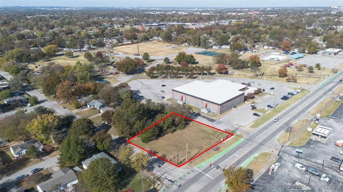 1524 S Main Street, Broken Arrow, OK 74012 - Image #1