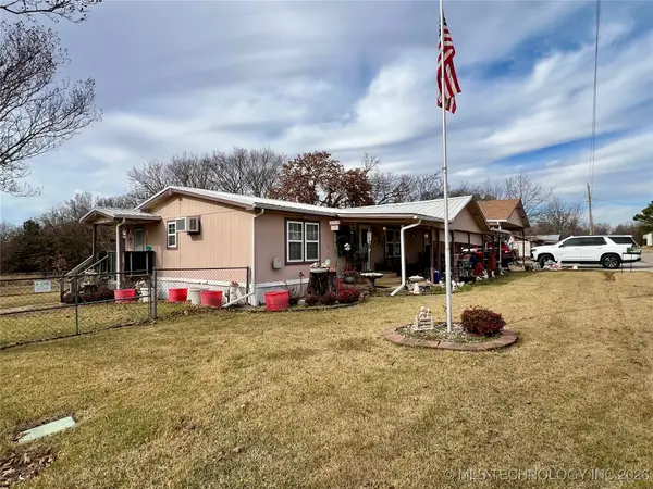 27 Aster Drive, Mead, OK 73449