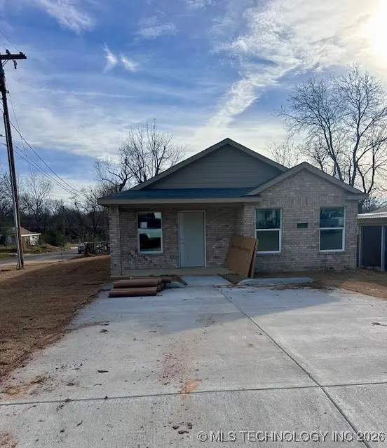 702 S 2nd Avenue, Durant, OK 74701 - Image #1