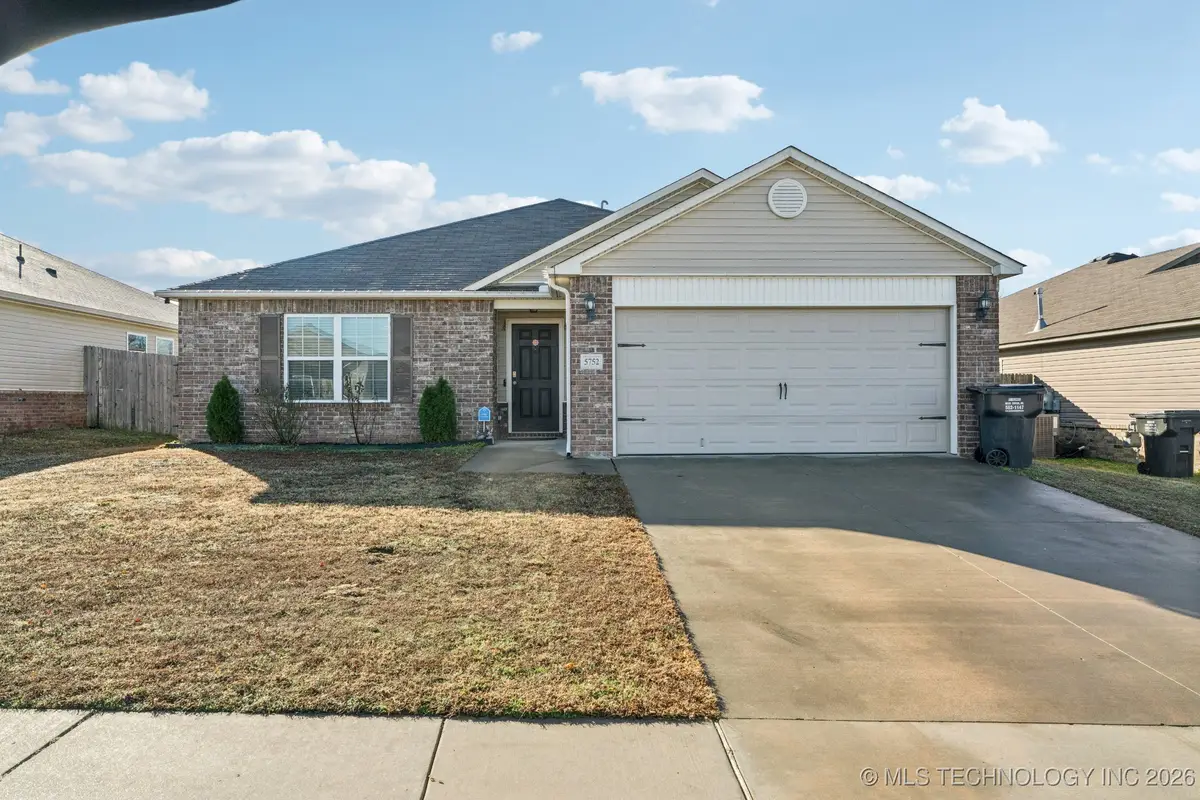 5752 E 147th Street S, Bixby, OK 74008 - Image #1