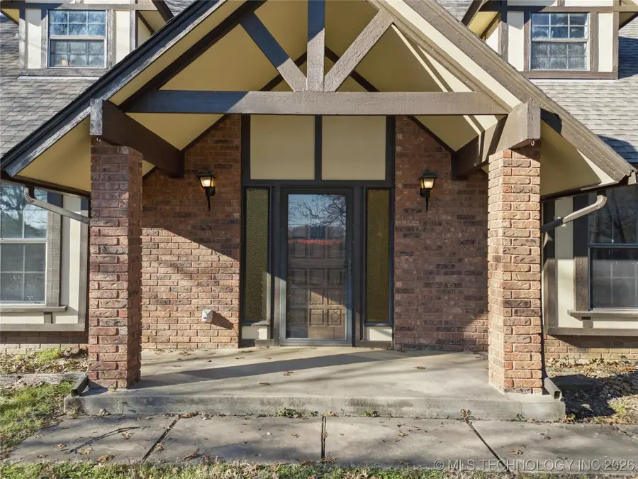 1032 S Cimarron Street, Catoosa, OK 74015 - Image #2